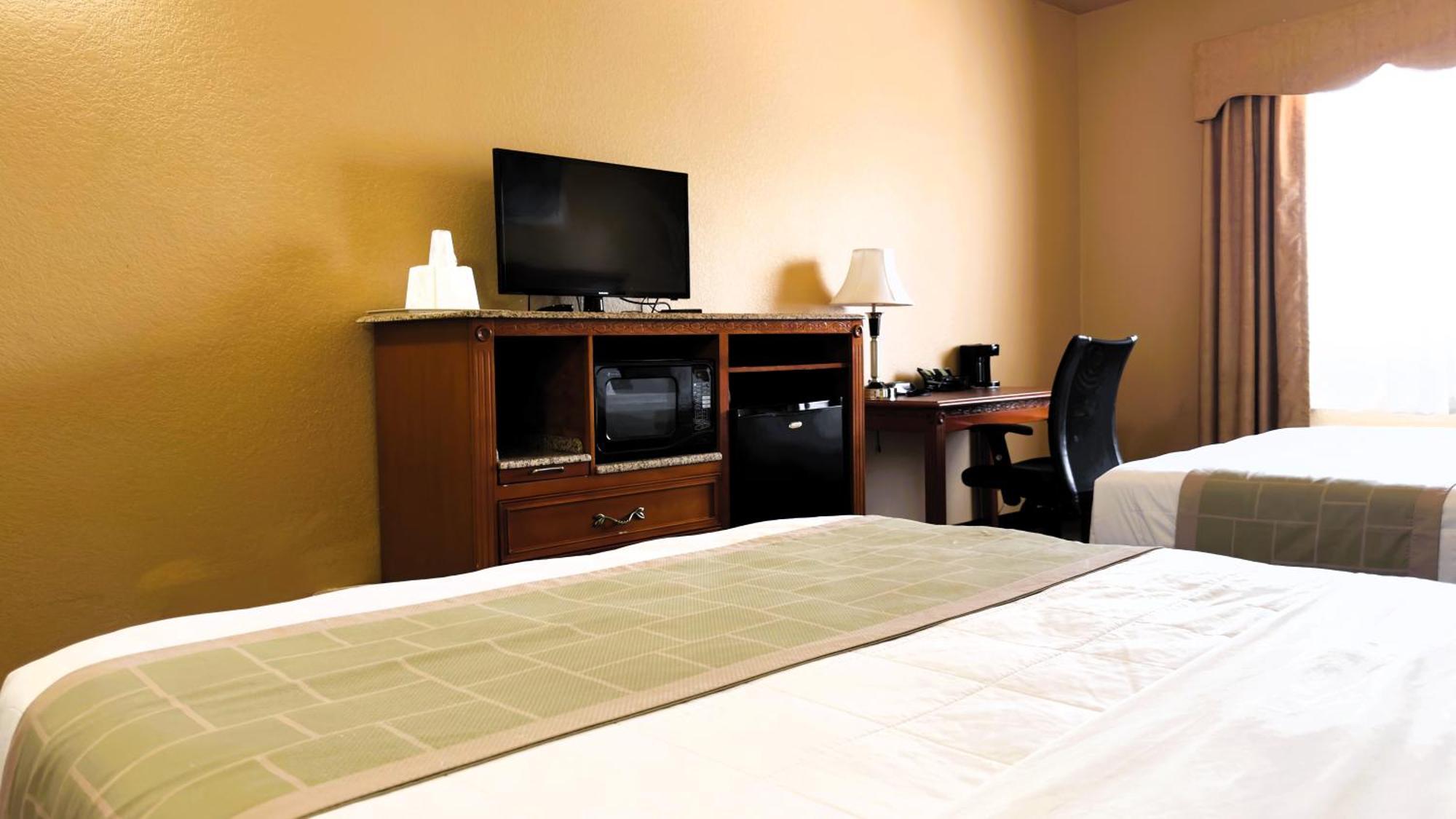 Quality Inn & Suites Mcalester On Hwy 69 & Us 75 Exterior photo