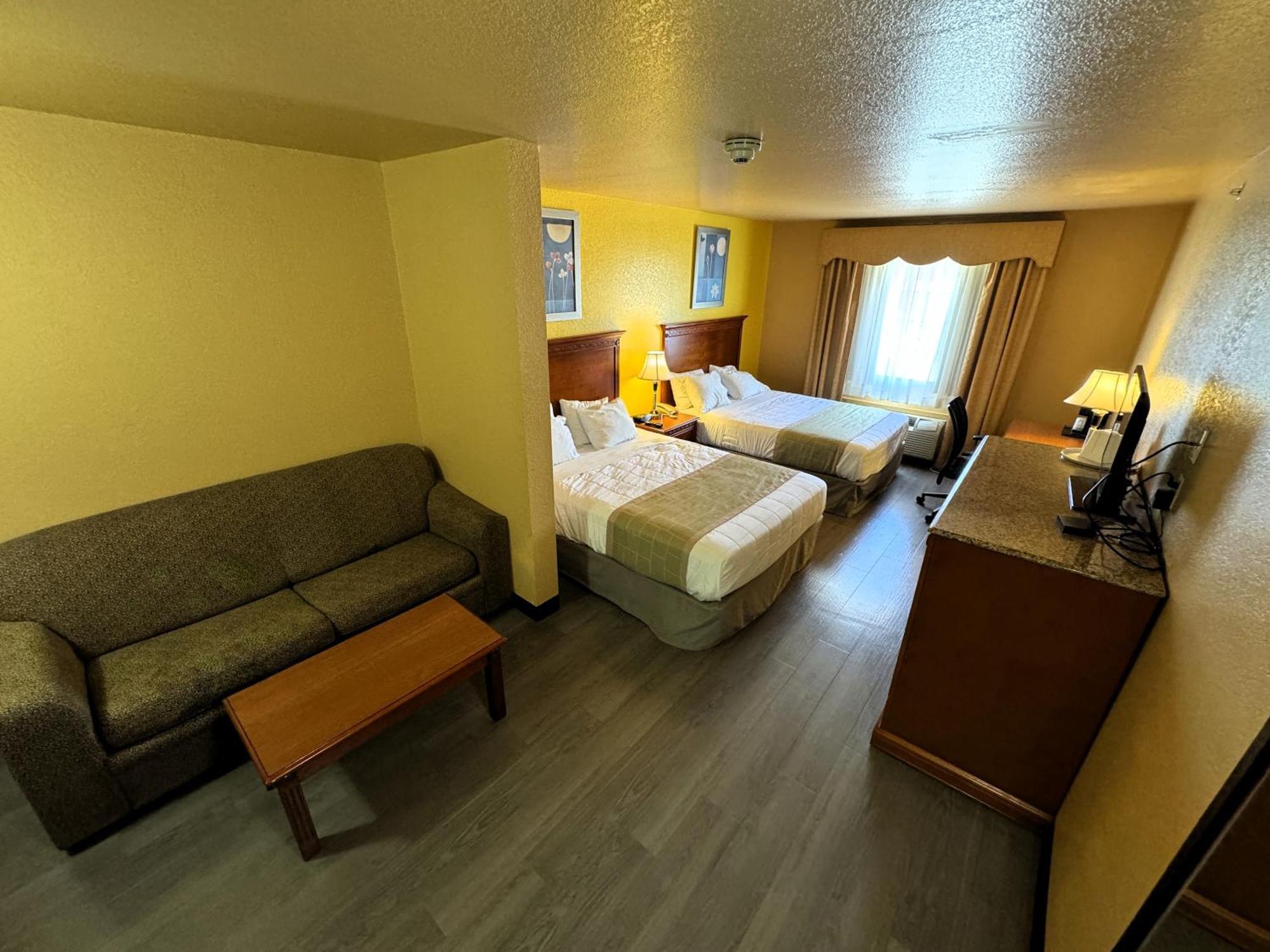 Quality Inn & Suites Mcalester On Hwy 69 & Us 75 Exterior photo
